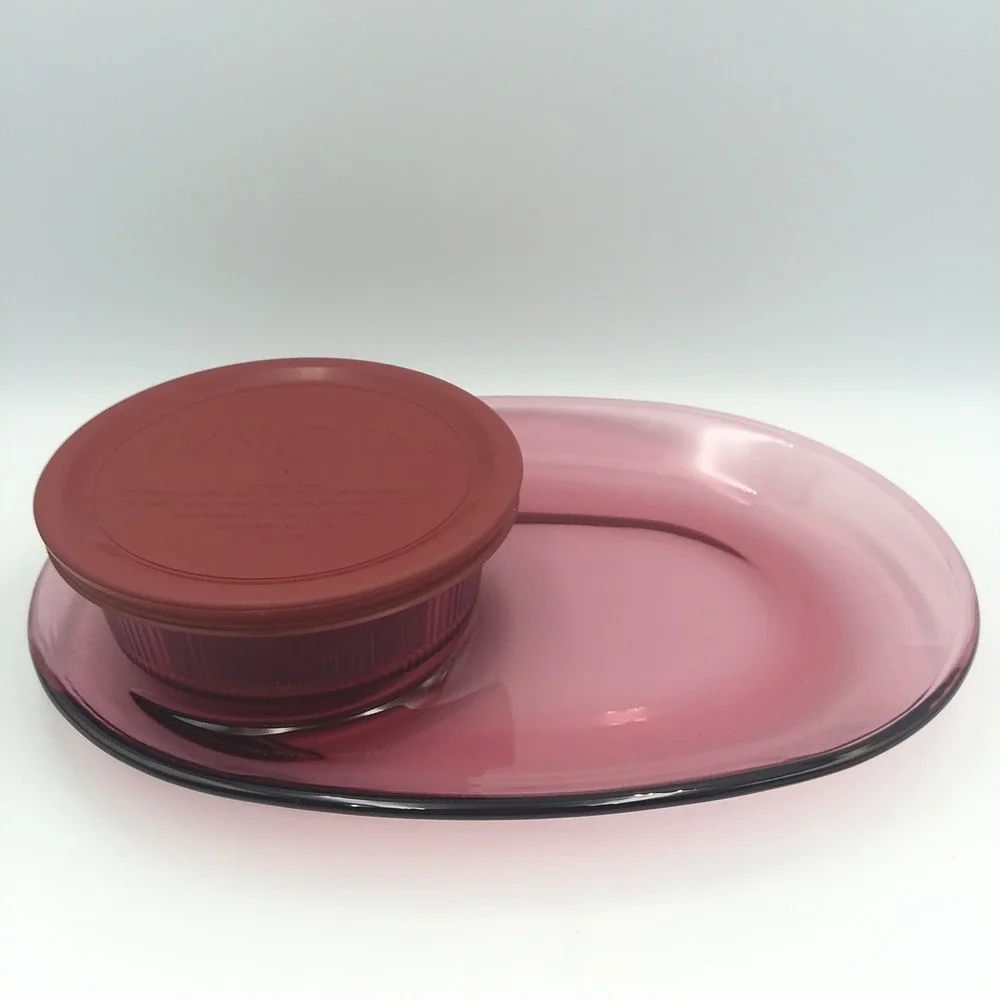 Corning Visions Cranberry Sandwich Plate H118 1 Pt Round‎ Bowl C16B Discontinued